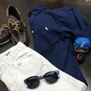 United Colors of Benetton/ H&M Bottoms - 2 piece bundle Boys Pants and H&M shirt United Colors of Benetton/ H&M Bottoms - 2 piece bundle Boys Pants and H&M shirt